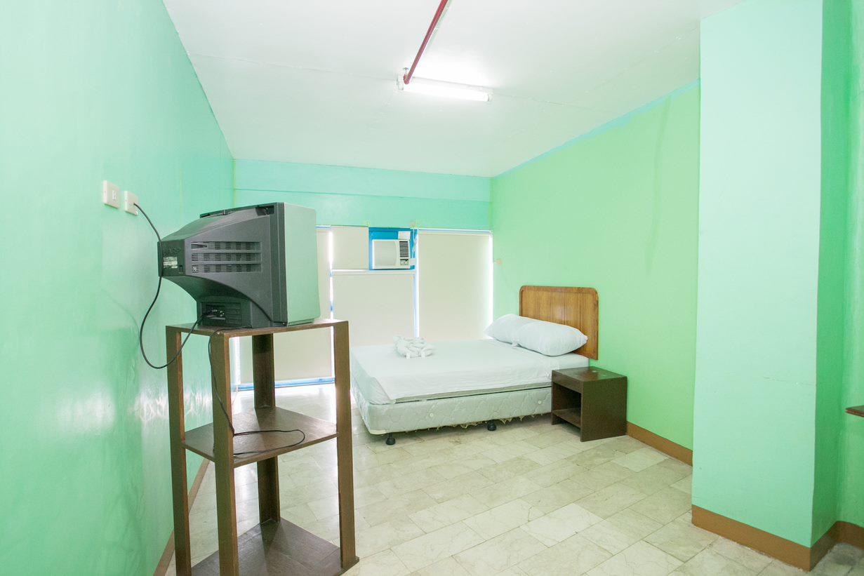 Gv Hotel - Dipolog Exteriör bild