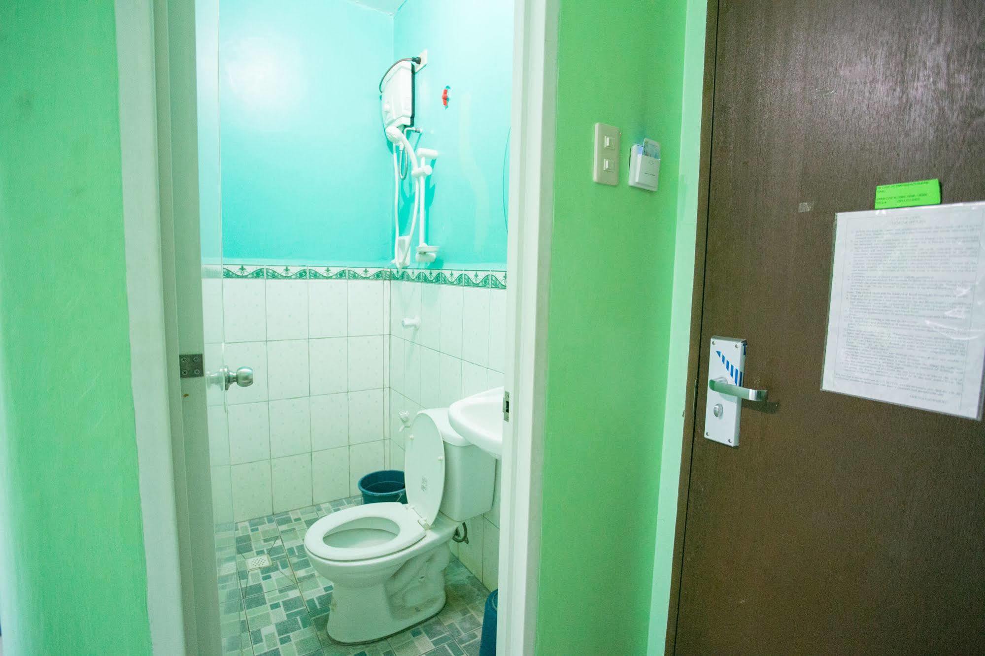 Gv Hotel - Dipolog Exteriör bild